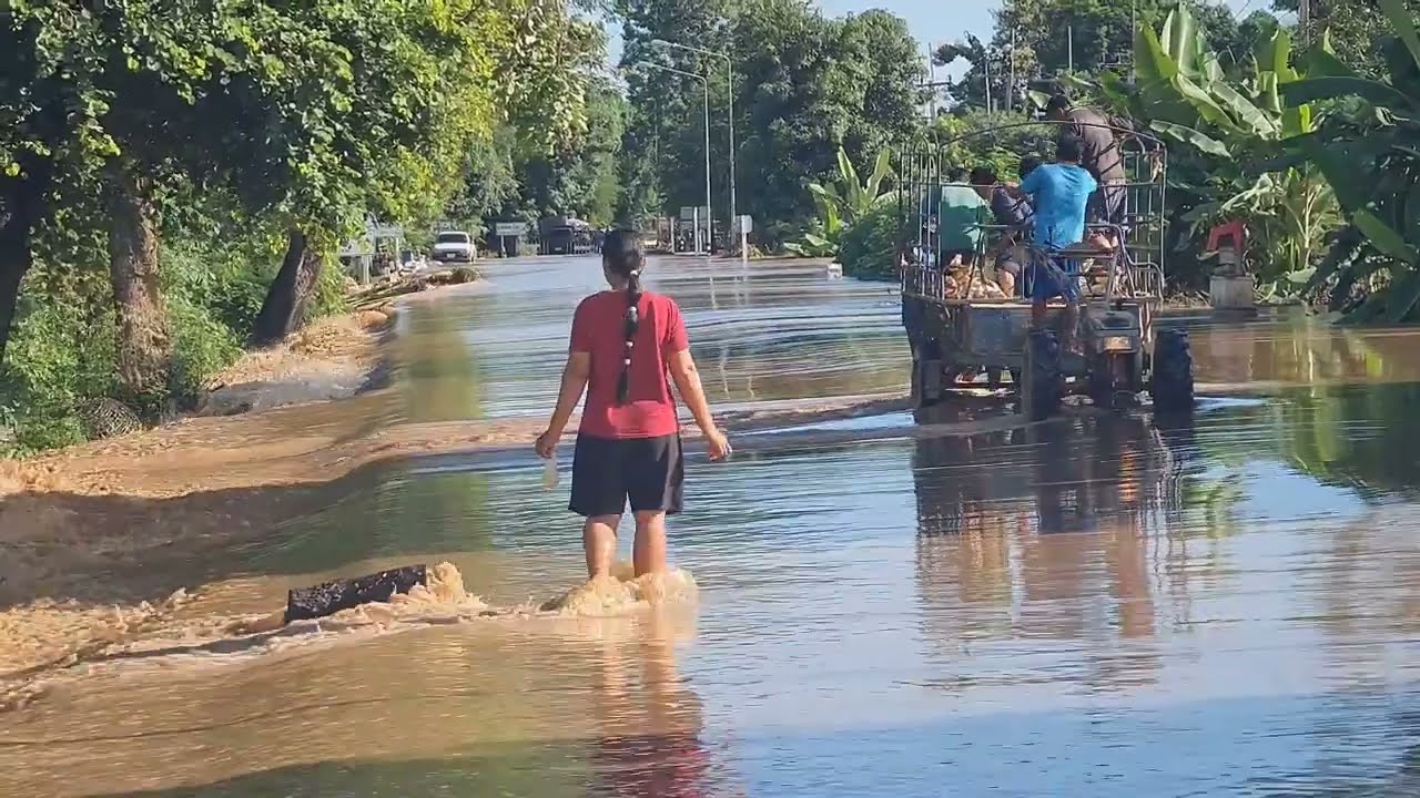 The flood situation in Sukhothai Province, Oct. 2, 2023