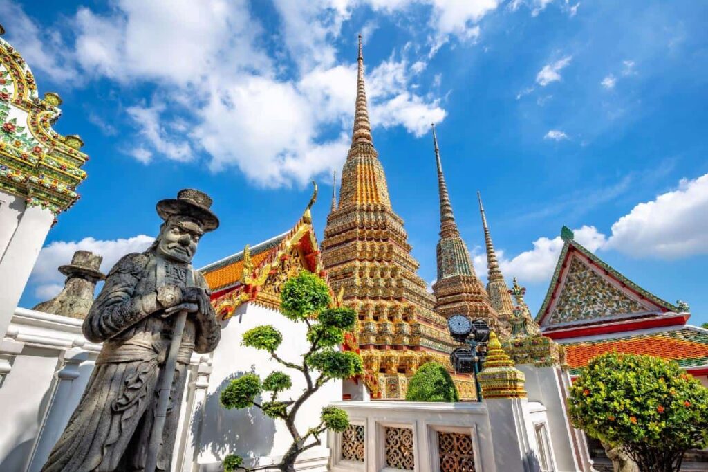 Le Wat Pho, temple du Bouddha couché à Bangkok