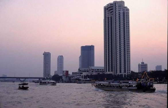 La rivière Chao Phraya à Bangkok