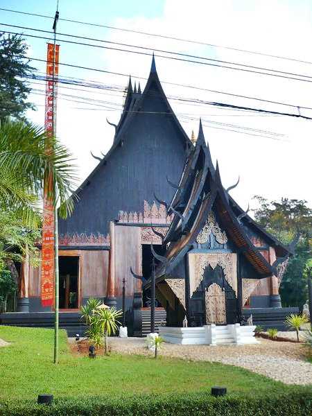 Que faire à Chiang Rai : guide des activités et des visites dans la ville et ses environs 15 maison noire du bandaam-musee