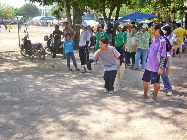 concour-de-petanque-en-thailande-4 concour de pétanque en Thaïlande