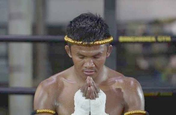 Wai Khru Ram Muay, la danse rituelle d&rsquo;avant les combats de Muay Thaï