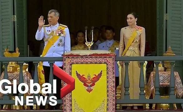 Le nouveau roi de Thaïlande s&rsquo;adresse au public après son couronnement