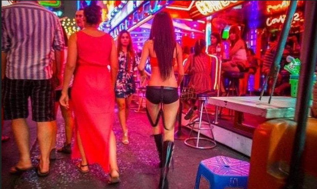 Les travailleurs du sexe en danger en Thaïlande
