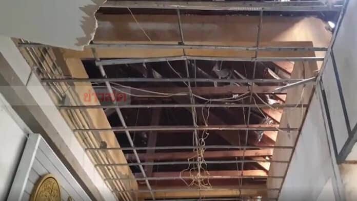 Insolite : des singes ont pris le contrôle de la mairie de Prachuap Khiri Khan en Thaïlande 4 les singes s'emparent de la mairie de Prachuap Khiri Khan