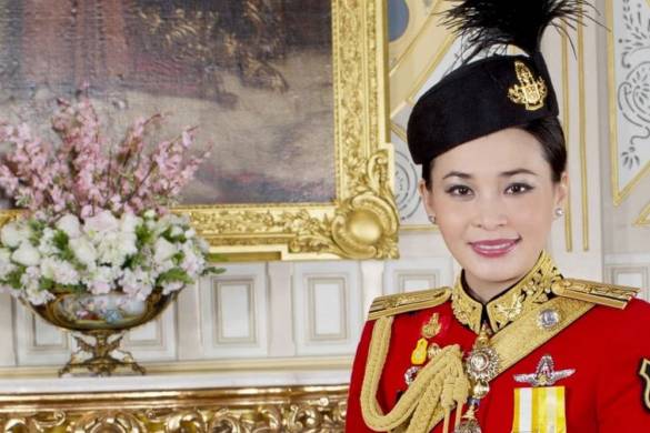 3 juin : anniversaire de la Reine Suthida de Thaïlande, jour férié