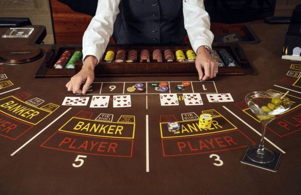 Baccarat en línea: El juego de cartas más mortífero de Tailandia