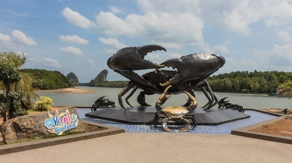 Statue de crabe à Krabi
