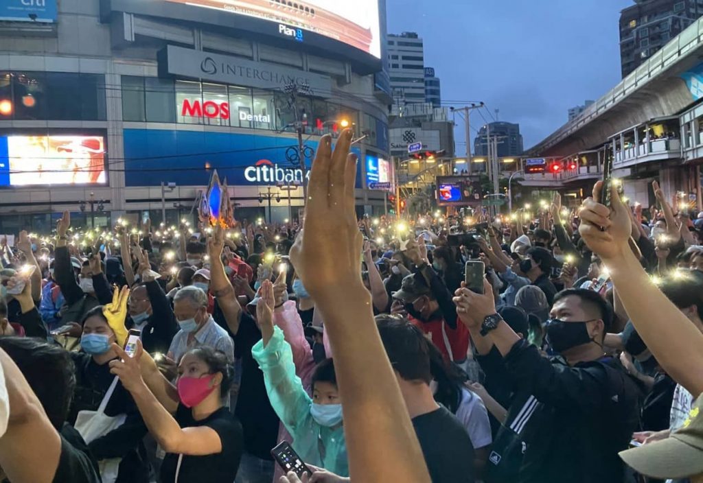 Qui est derrière les manifestations en Thaïlande ?