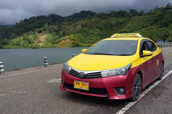 Phuket s&rsquo;attaque aux tarifs de taxi trop élevés pour les touristes