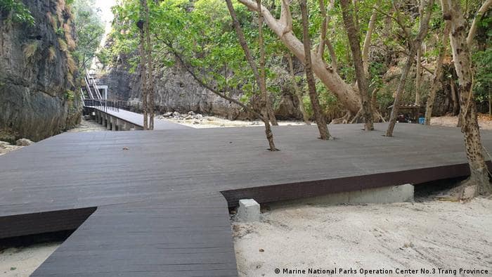 Passerelle de Maya Bay