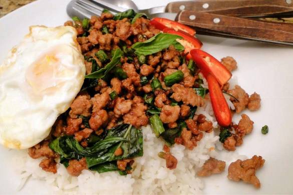 50% des thaïlandais pensent qu&rsquo;un plat populaire peut les protéger du Covid-19