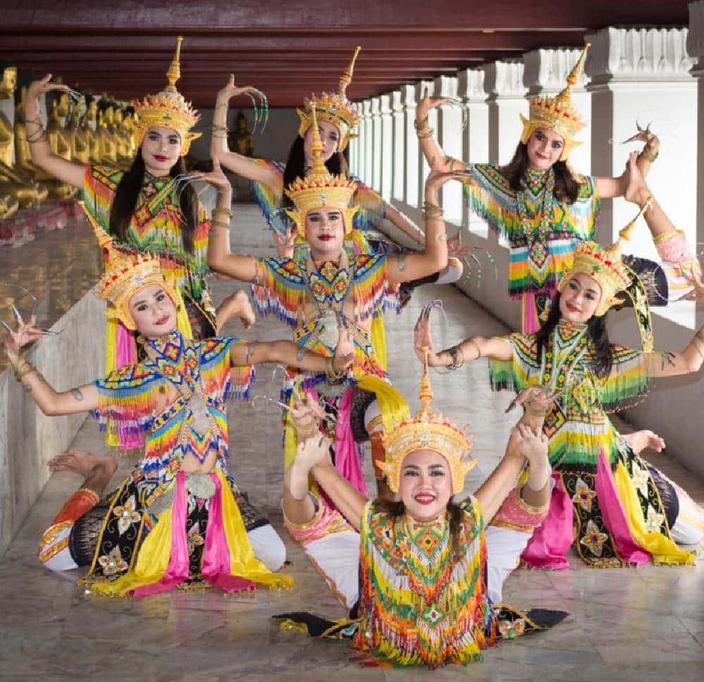Danseuses Manora