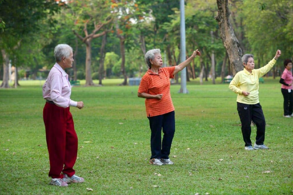 Thaïlande : plus de 45 000 centenaires recensés, mais un avenir incertain 7 Thaïlande : plus de 45 000 centenaires recensés, mais un avenir incertain