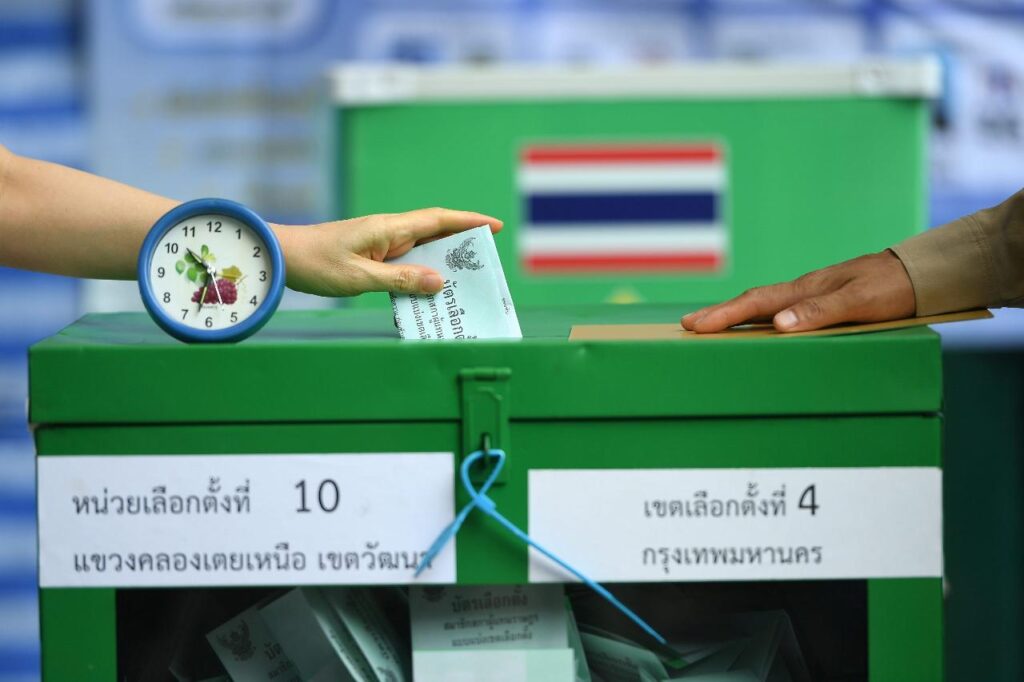 Jour des élections général en Thaïlande ce dimanche