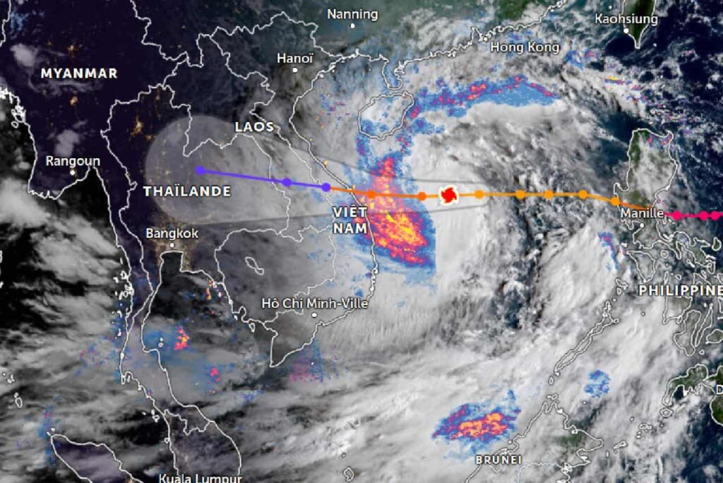 La Thaïlande met en place un centre de crise pour surveiller le super typhon Noru