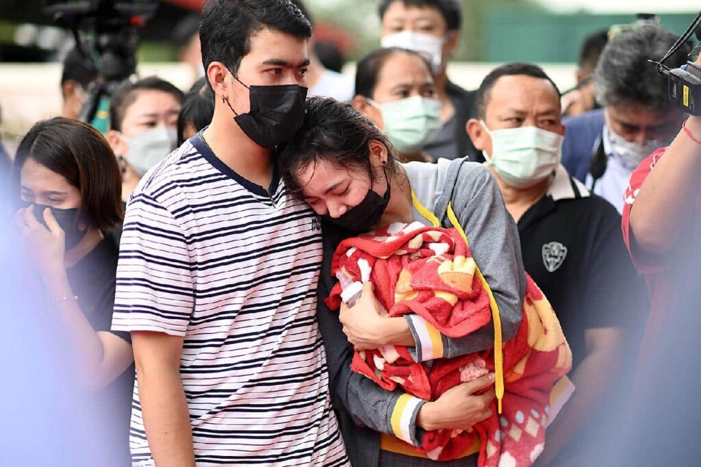 Mélange mortel d'armes à feu, de drogues et de violence domestique en Thaïlande