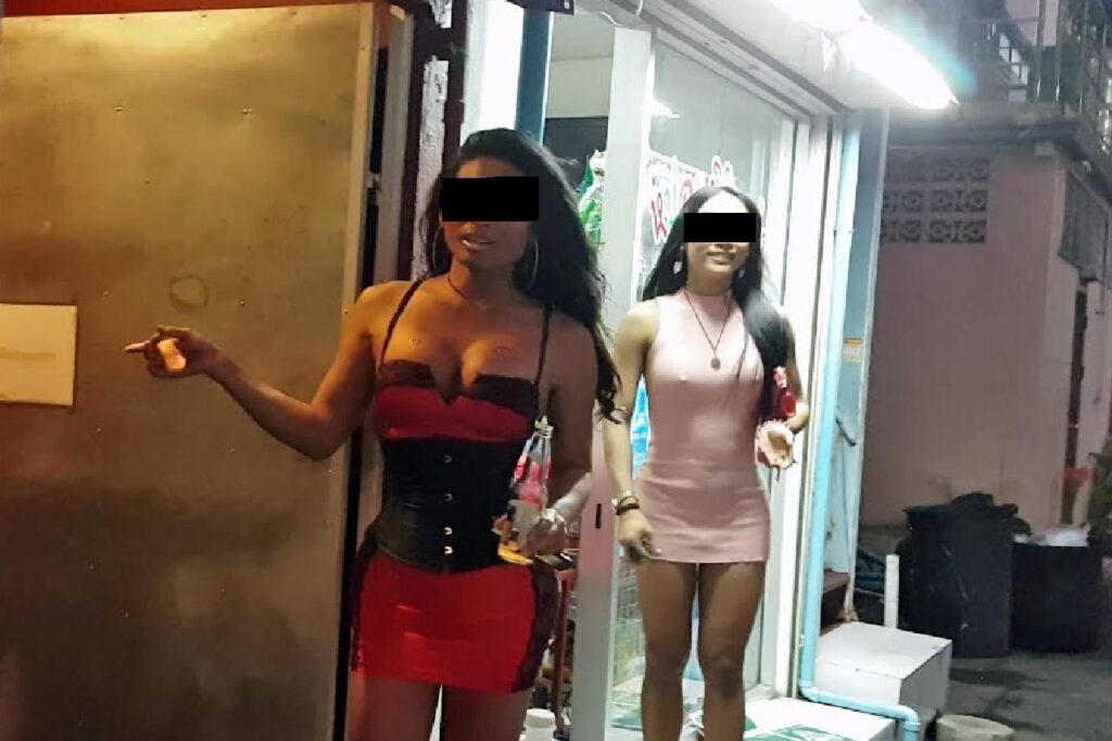 La police lance une campagne pour protéger les touristes des travestis en Thaïlande