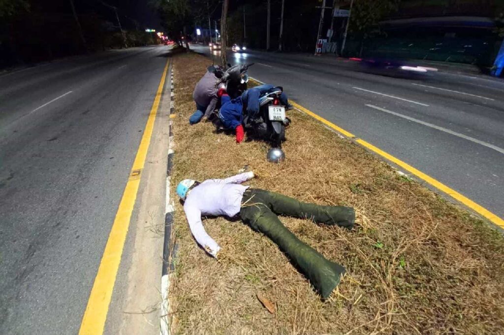 Une campagne de sécurité routière en Thaïlande se transforme en cauchemar pour les secouristes