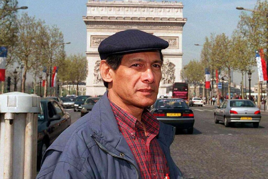 Le "serpent" retourne en France