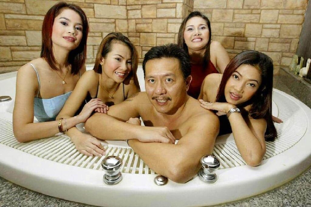 Un ancien titan de l'industrie du sexe devient le héros anticorruption en Thaïlande