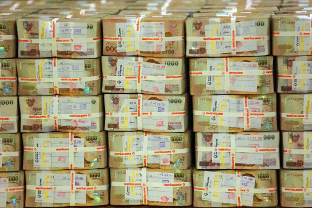 Le baht thaïlandais poursuit sa hausse et devrait continuer d'augmenter