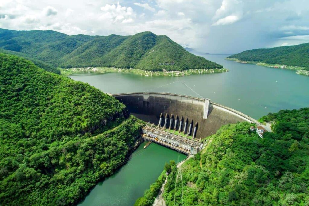 Sècheresse : il y a moins d'eau dans les 4 principaux réservoirs de Thaïlande cette année