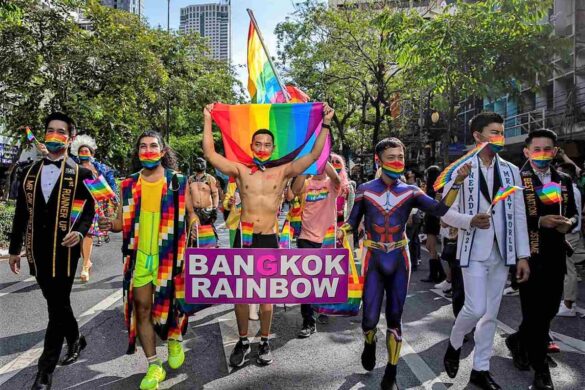 Des milliers de personnes LGBTQ+ ont participé à la Gay Pride de Bangkok ce dimanche