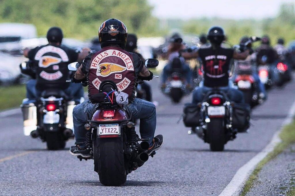 La Thaïlande lance la chasse aux gangs de motards criminels : Hells Angels, Outlaws...