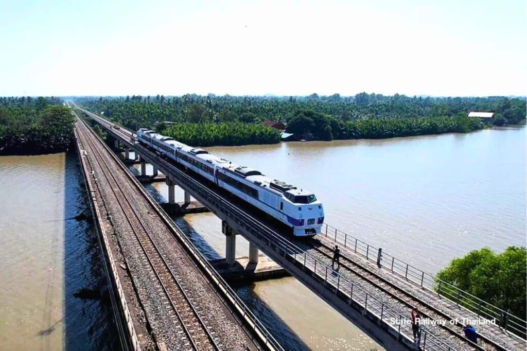 Voyage en train en Thaïlande : itinéraires, conseils et bons plans