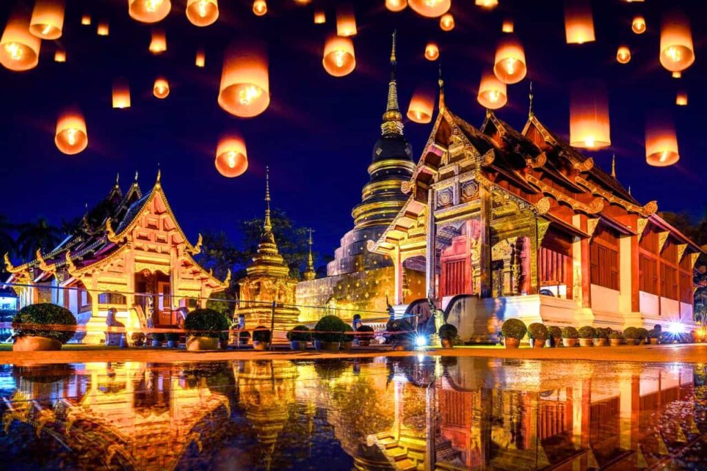Célébration de la fête de Loy Krathong dans toute la Thaïlande