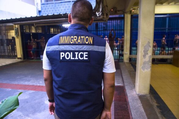 La Thaïlande sévit contre les étrangers qui se comportent mal