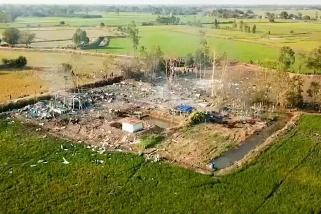 L'explosion d'une usine de feux d'artifice en Thaïlande fait 23 morts