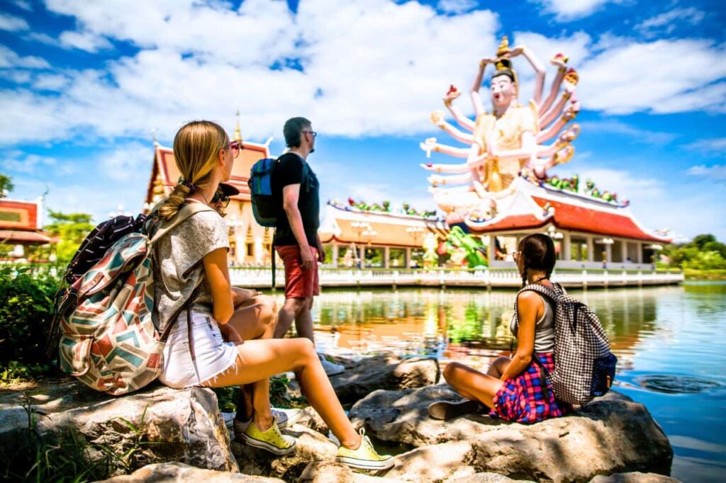 Thaïlande : la taxe touristique de 300 bahts ne sera pas supprimée 4 Thaïlande : la taxe touristique de 300 bahts ne sera pas supprimée