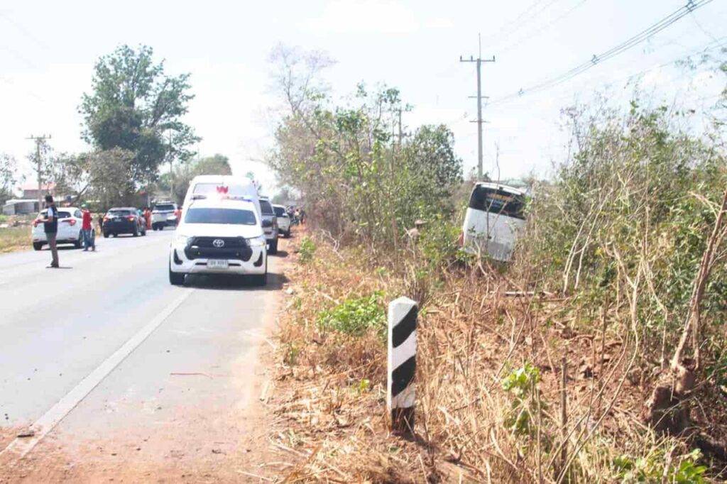 37 touristes étrangers blessés dans un accident de bus en Thaïlande