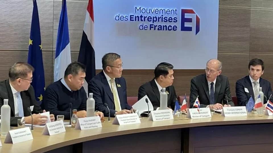 La France va aider la Thaïlande dans le secteur de l'aviation