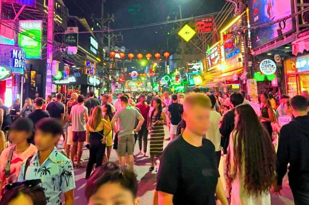 Thaïlande : l’alcool autorisé dans certains lieux pendant les fêtes bouddhistes