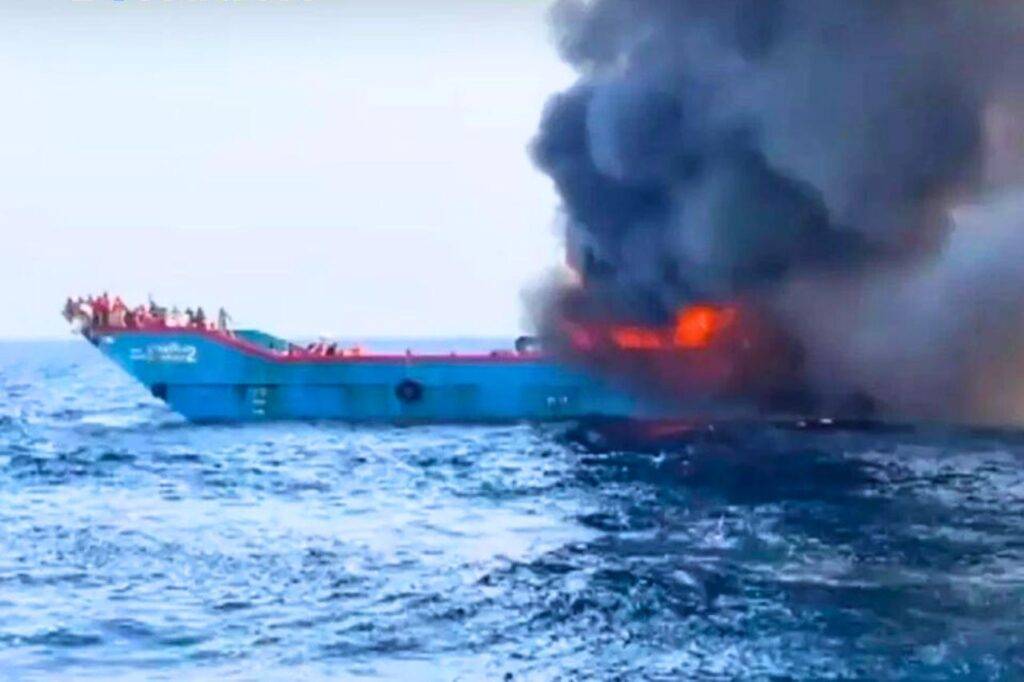 10 touristes hospitalisés après l'incendie d'un ferry en Thaïlande