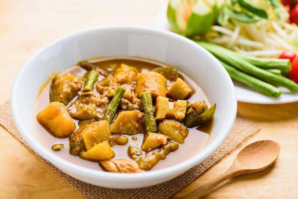 Un célèbre curry de Thaïlande classé aliment le moins bien noté au monde