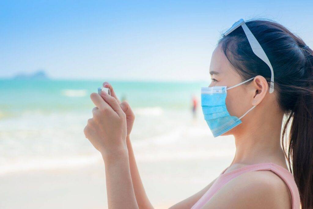 La Thaïlande veut rétablir le port du masque obligatoire dans les zones touristiques