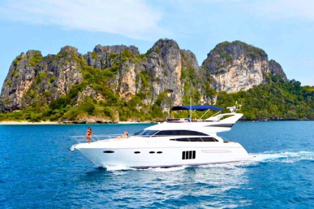 Phuket accueille un nombre croissant de bateaux de croisière