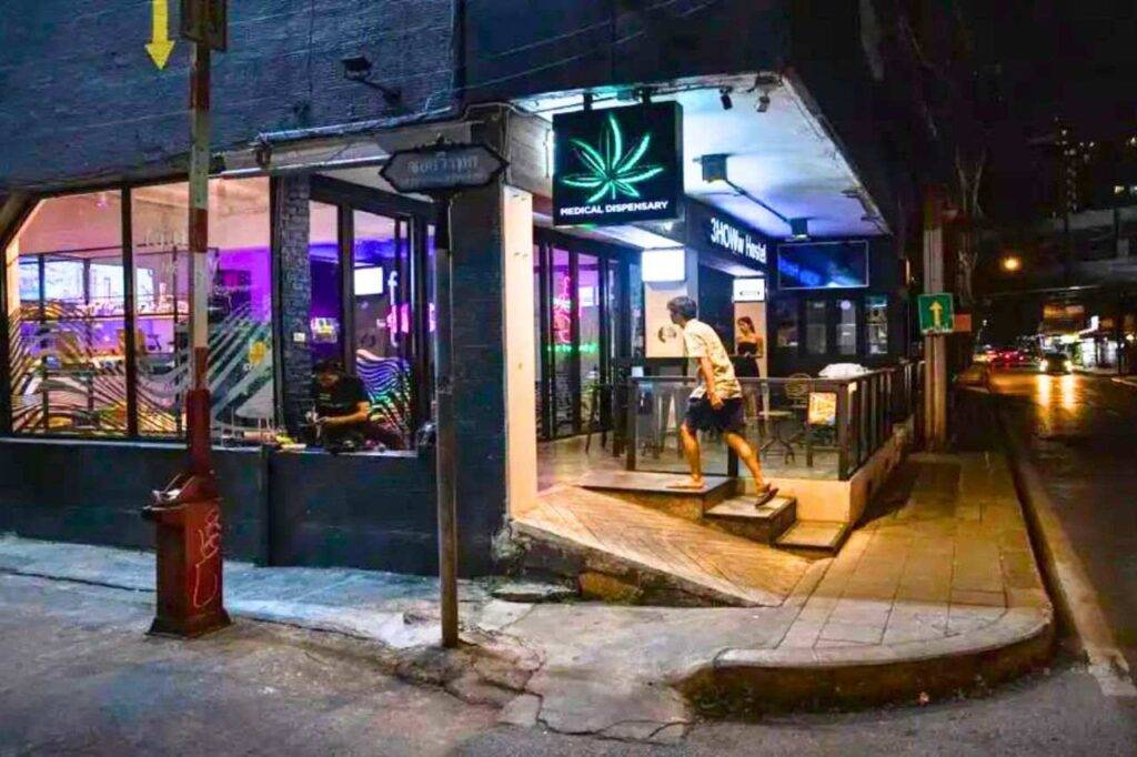 La Thaïlande reclassera le cannabis comme stupéfiants en 2025