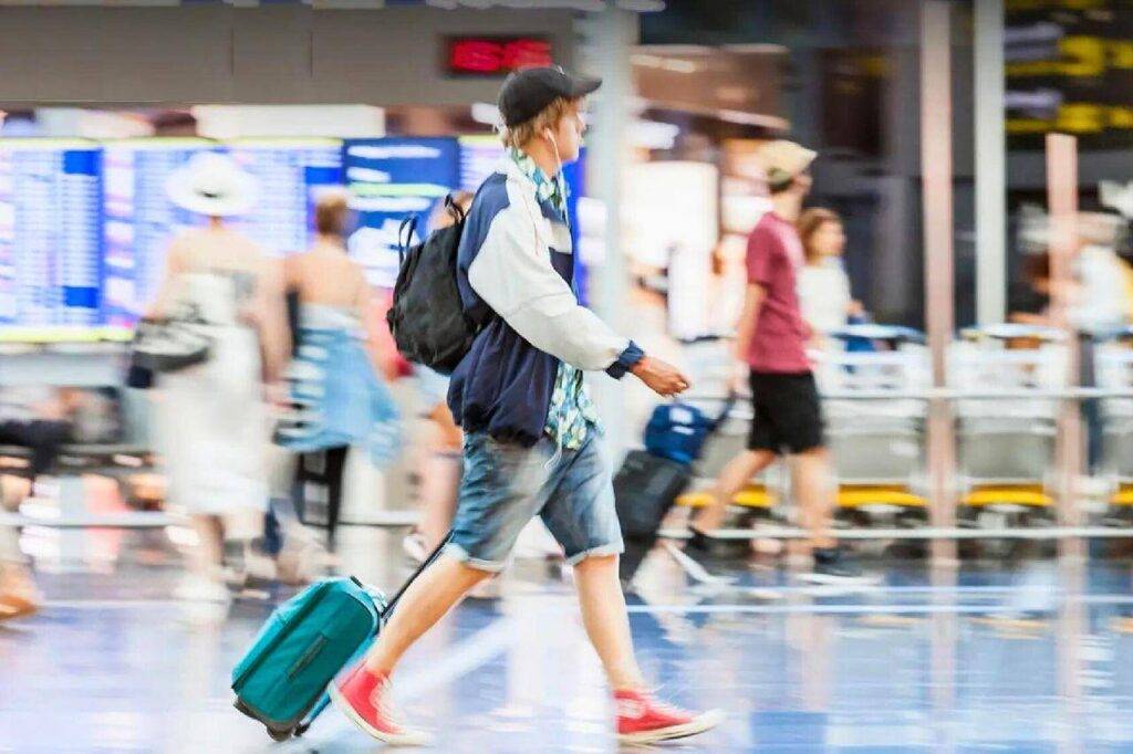 Voyager en Thaïlande va coûter plus cher : la taxe de 300 bahts arrive