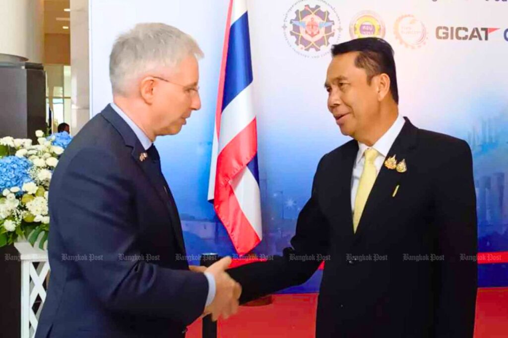La Thaïlande et la France discutent du renforcement des industries d'armement