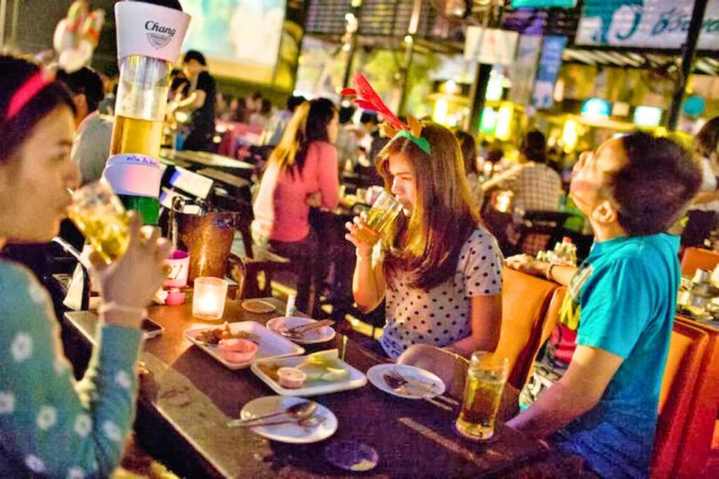 La Thaïlande va verser 272 € aux 16-20 ans pour booster l’économie