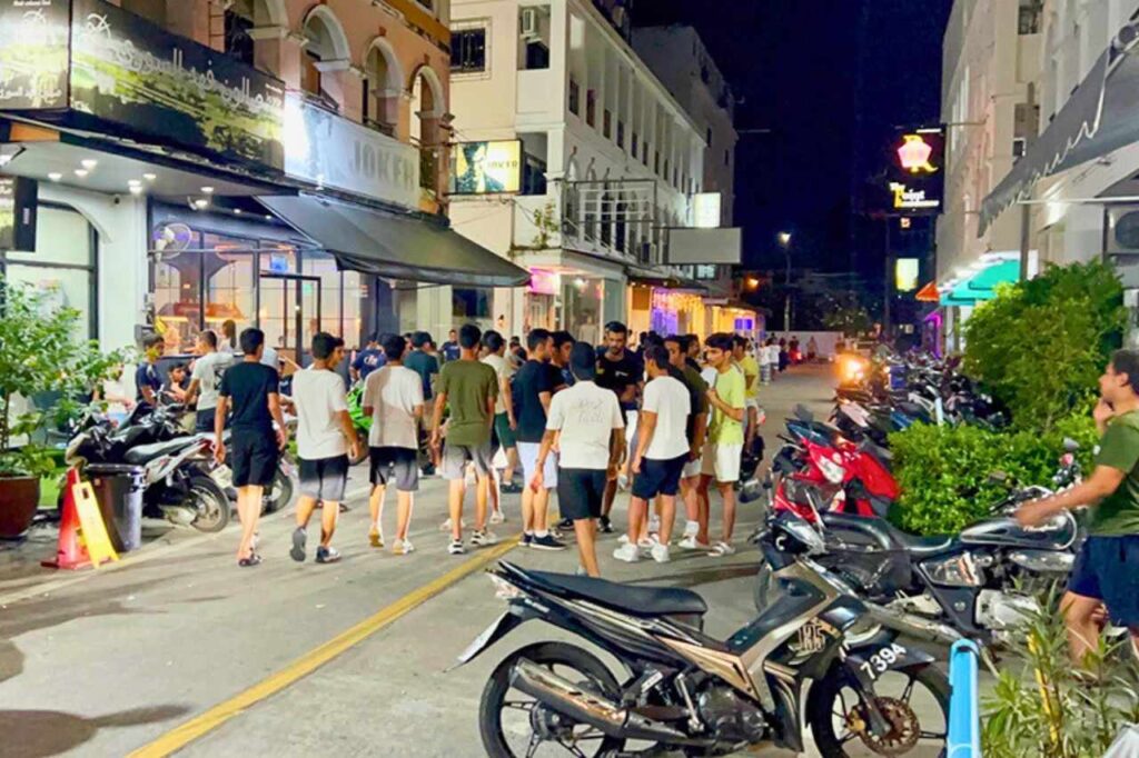 Des touristes délinquants continuent de semer la zizanie à Pattaya en Thaïlande