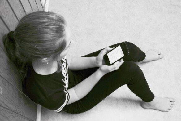En Thaïlande, les abus sexuels en ligne sur les enfants sont à un niveau record