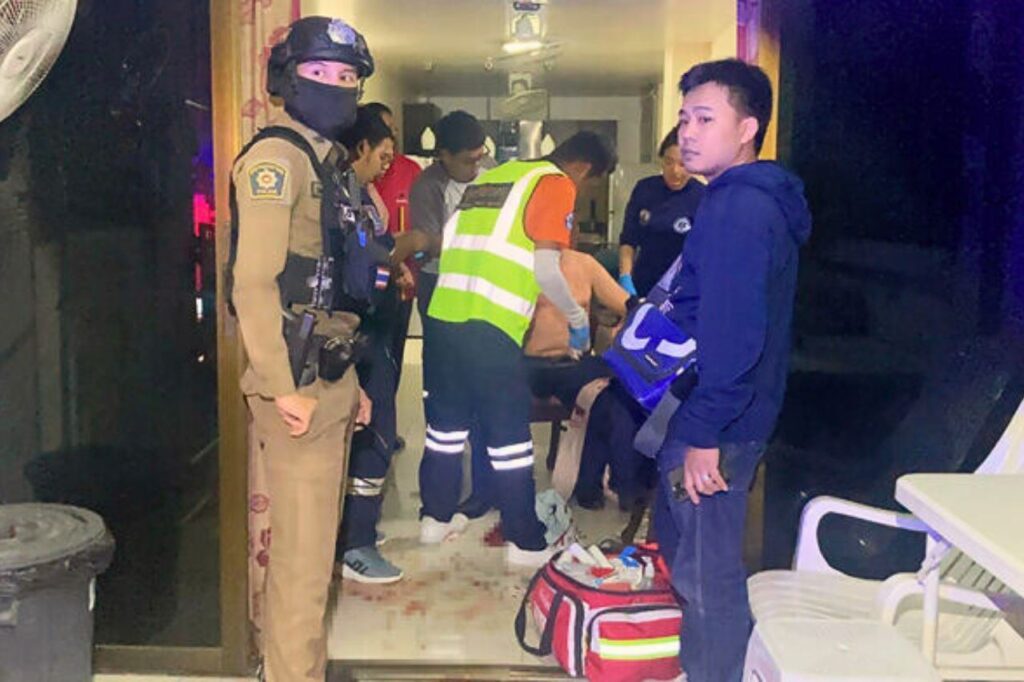 Tailandia: Un hombre belga fue brutalmente atacado por adolescentes en Navidad en Pattaya.