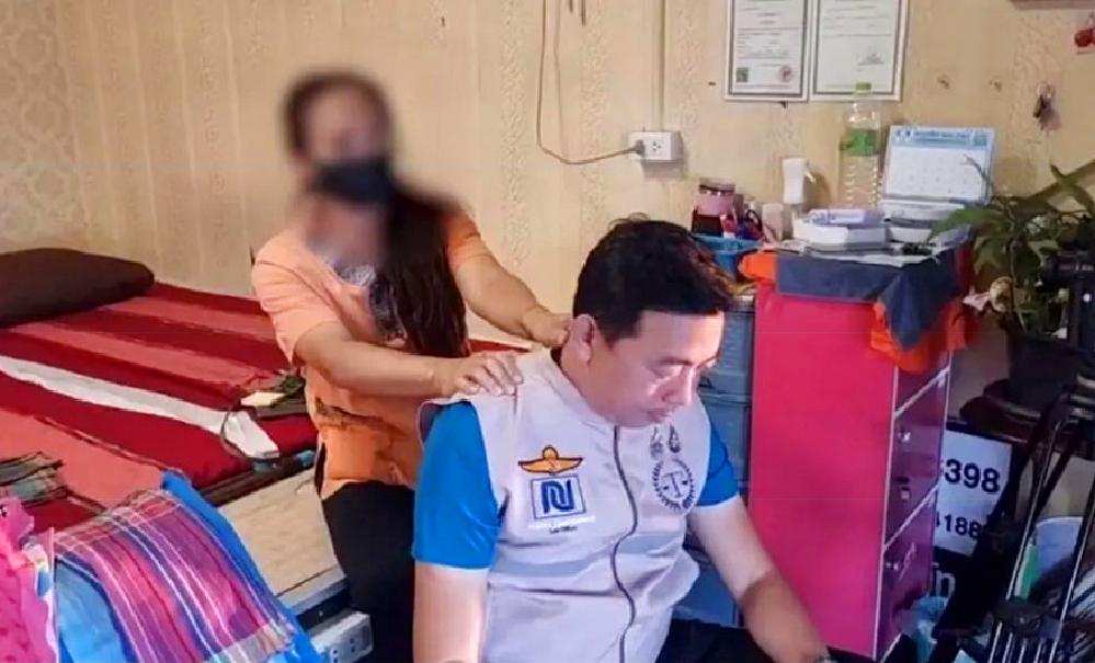 Massage mortelle en Thaïlande : la chanteuse serait morte d'infections