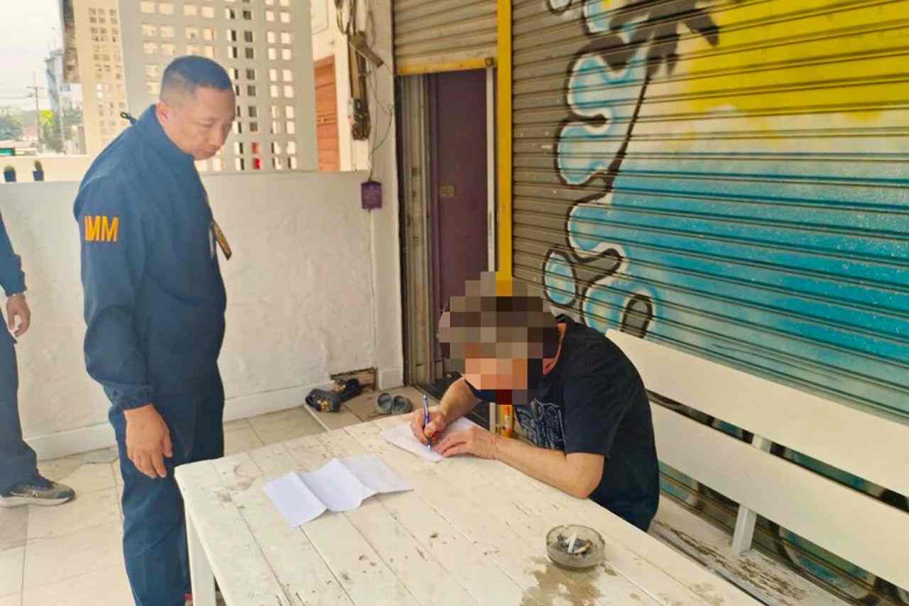 Thaïlande : un Britannique arrêté après avoir vécu 25 ans sans visa, un record